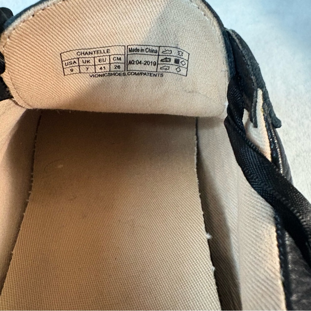 Vionic Chantelle black leather ribbon lace up sneaker - Picture 7 of 7